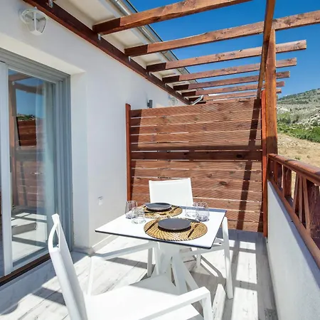 East Coast Appartement Alikí